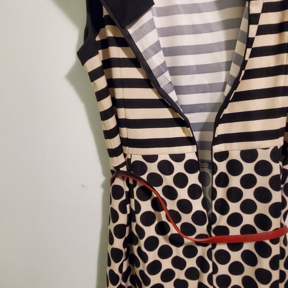 Dress - Picture 4 of 4
